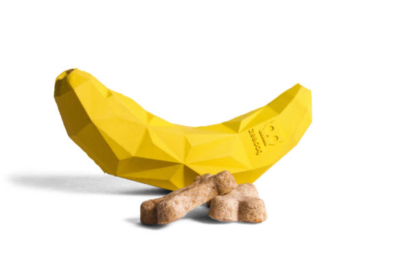 סופר בננה - צעצוע רך לכלב עם אפשרות למילוי חטיפים