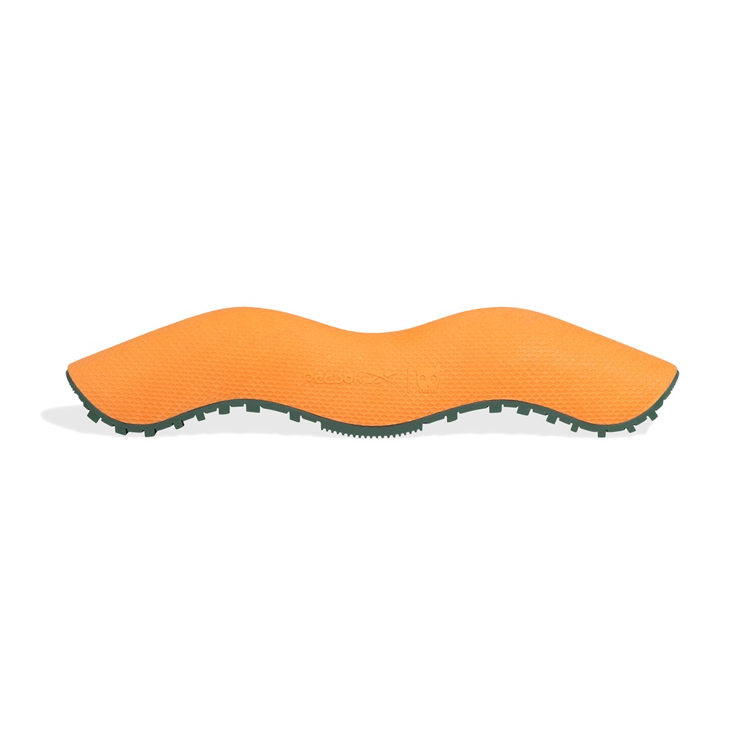 צעצוע סוליית נעל לכלב | Reebok – Twig Toy